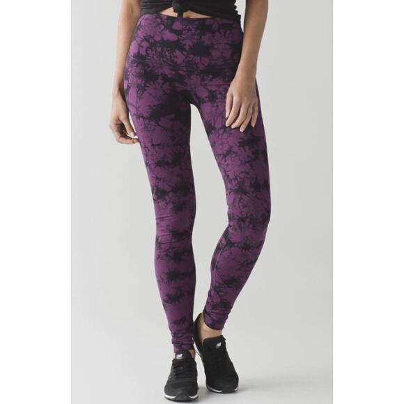 Lululemon purple & black High Waisted Leggings - Picture 1 of 5